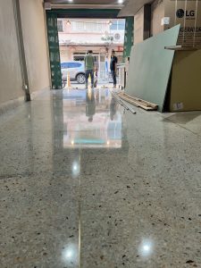458359120199417865-225x300 458359120199417865